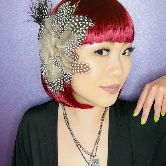 Peacock Feathered Headpiece 🦚 - Picture 5 of 15